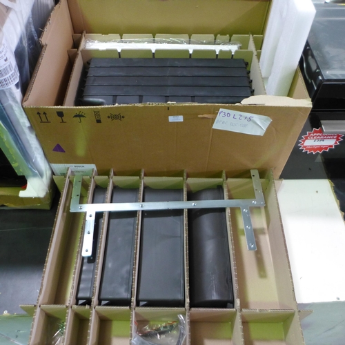 3062 - Bosch Recirculation Module for Venting Hob (PXX875D34E) (Model no: HEZ381501) (550-215)   * This lot... 