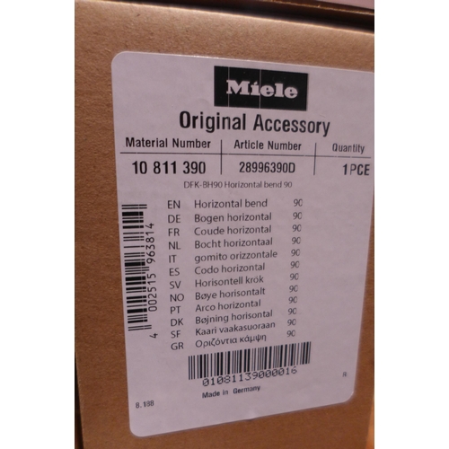 3092 - Five Various Miele items including Horizontal and Vertical Bends (550-14,15,16,17,18,19)  * This lot... 