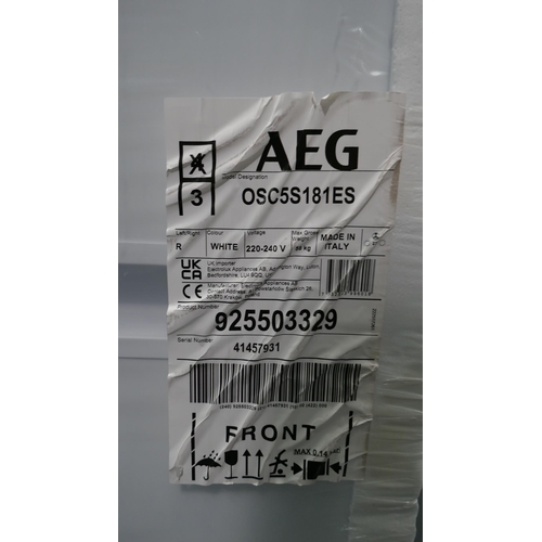 3107 - AEG Integrated 70/30 Fridge Freezer  (H1772xW546xD549) (Model no: OSC5S181ES) (550-204) * This lot i... 