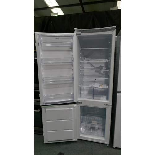 3109 - AEG Integrated 70/30 Fridge Freezer - Frost Free (H1772xW546xD549) (Model no: OSC6N181ES) (550-33) *... 