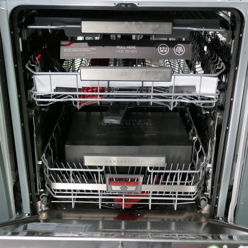 3132 - AEG Fully Integrated Dishwasher (H818xW596xD550)  (Model no: FSK63807P) (550-194) * This lot is subj... 