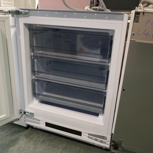 3134 - CDA Under Counter Freezer (H818xW596xD550) (Model no: FW284) (550-185) * This lot is subject to vat