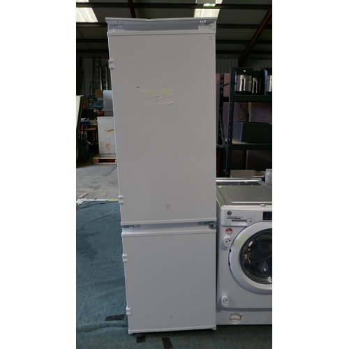 3136 - AEG Integrated 70/30 Fridge Freezer - Frost Free (H1772xW546xD549) (550-178) * This lot is subject t... 