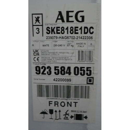 3139 - AEG Integrated Tower Fridge (H1769xW556xD549) (Model no: SKE818E1DC) (550-160) * This lot is subject... 