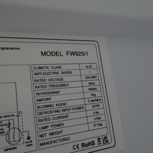 3161 - CDA 50/50 Integrated Fridge Freezer - Frost Free (H1772xW540xD540) (Model no: FW925) (550-43) * This... 