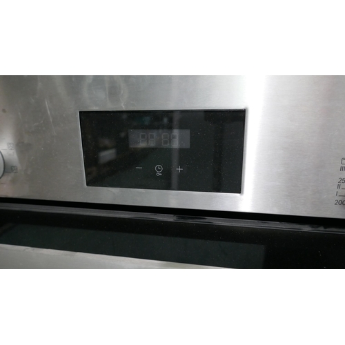 3166 - Bosch Serie 2 Single Oven (H595xW594xD548) (Model no: HHF113BR0B) (550-164) * This lot is subject to... 