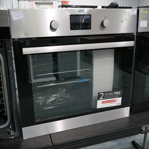 3167 - AEG Single Pyrolytic Oven with SteamBake (H594xW594xD568) (550-95) * This lot is subject to vat