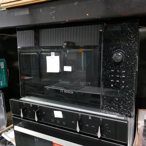 3180 - Bosch Serie 4 Wall Microwave and a CDA Built-under Electric Double Oven Black (Both Damaged) (550-66... 