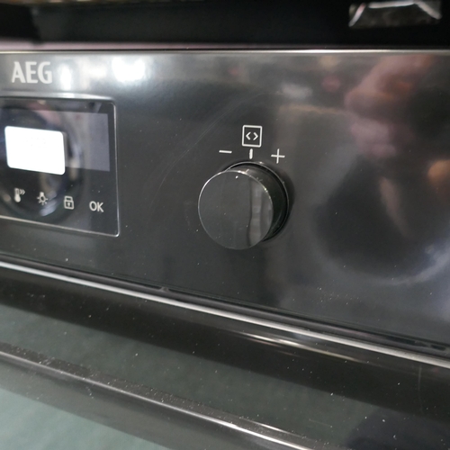 3203 - AEG Single Multifunction Oven (H589xW594xD568) (550-170) * This lot is subject to vat