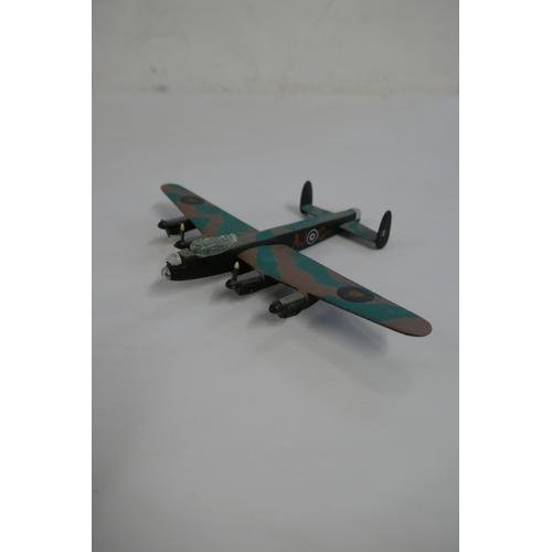 2105 - An assortment of model planes