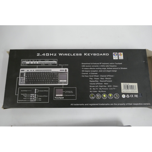 2117 - An RK-728 2.4ghz wireless keyboard with built in touchpad