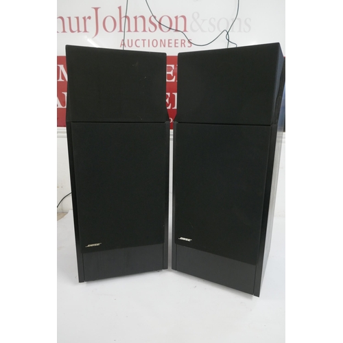 2137 - A pair of Bose 601 Series 3 speakers