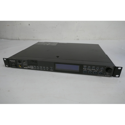 2147A - A Denon DN-500R digital recorder