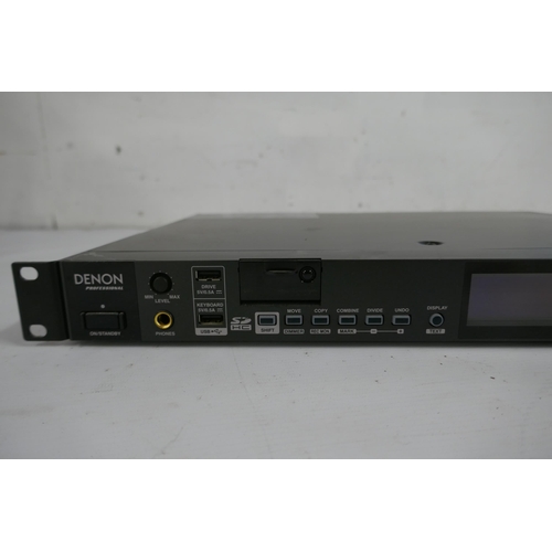 2147A - A Denon DN-500R digital recorder