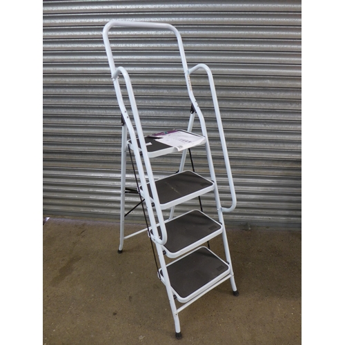 2262 - A Home Vida four rung step ladder with handrails