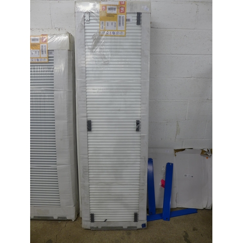 2264 - A QRL radiator - height 600 x length 2000mm