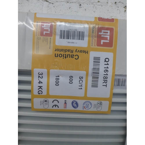 2266 - A QRL radiator - height 600 x length 1800mm