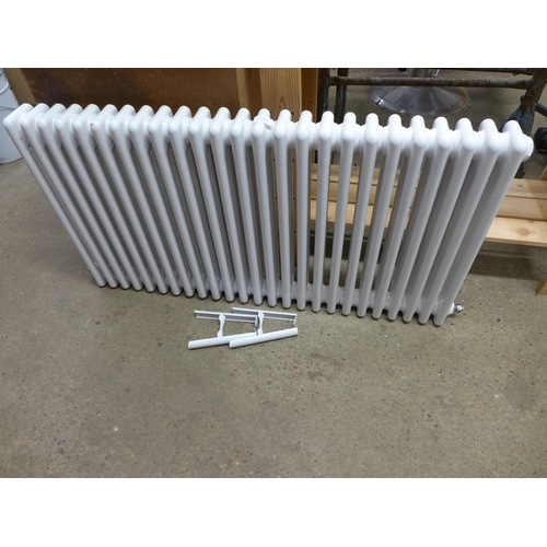 2269 - A white 1000x600mm radiator