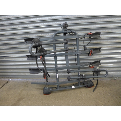 2295 - A tow bar mountable cycle rack for 3 bikes with lights