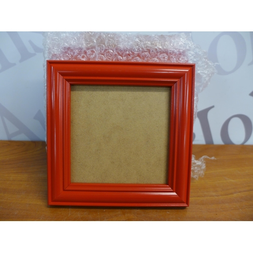 2305 - 60 red 16cm x 16cm square picture frames