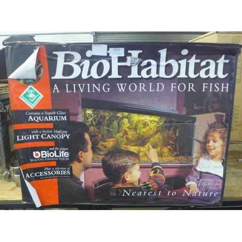 2423 - A Bio-Habitat glass aquarium and accessories including a Bio-Life 35 wet/dry filtration system, an a... 