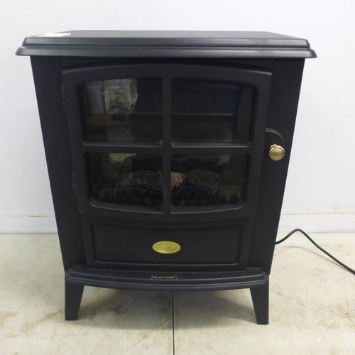 2428 - A Dimplex log and flame effect fire model BFD20, 230-240V, 1800w-2000W