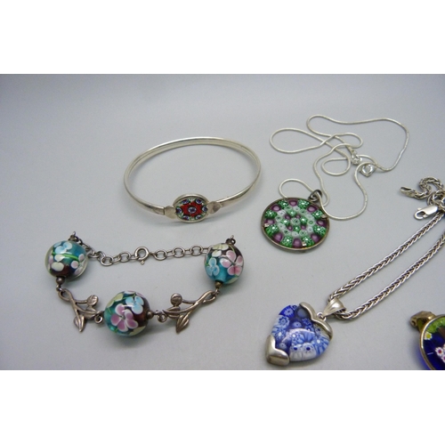 1019 - A collection of silver and Millefiori jewellery