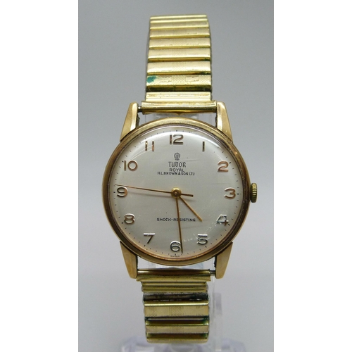 1112 - A 9ct gold cased Tudor Royal wristwatch with long service inscription to case back