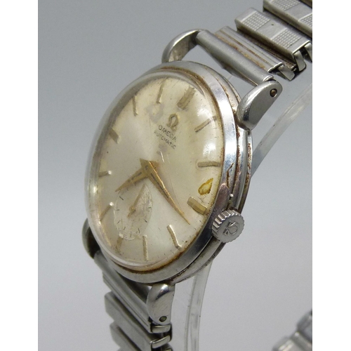 1120 - An Omega stainless steel wristwatch, possibly 1960, with subsidiary second hand (dial slightly stain... 