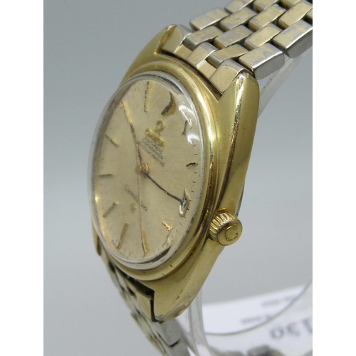 1130 - An Omega Constellation automatic chronometer  wristwatch with date, on original strap