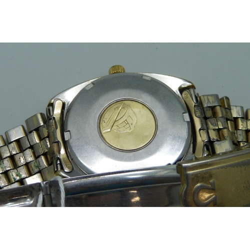 1130 - An Omega Constellation automatic chronometer  wristwatch with date, on original strap