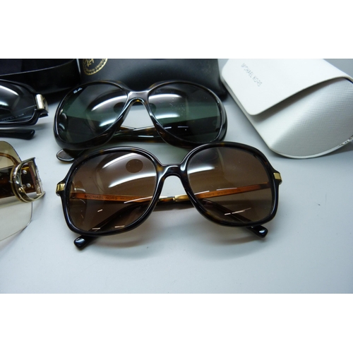 833 - Four pairs of sunglasses, Gucci, Dior, Rayban and Michael Kors