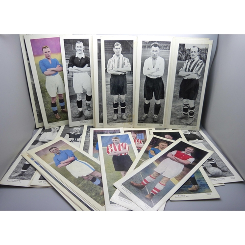 849 - A collection of Topical Times large football poster collectors cards, 85 in total including Ted Drak... 