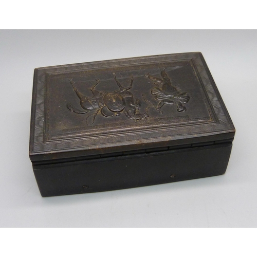 854 - A 19th Century music box, the case marked Mameluck Par Carle Vernet, 96mm wide, a/f, case damaged