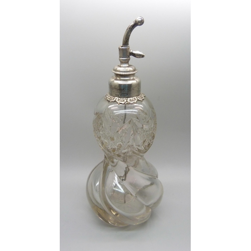 864 - An Edward VII silver topped glass scent atomiser, a/f