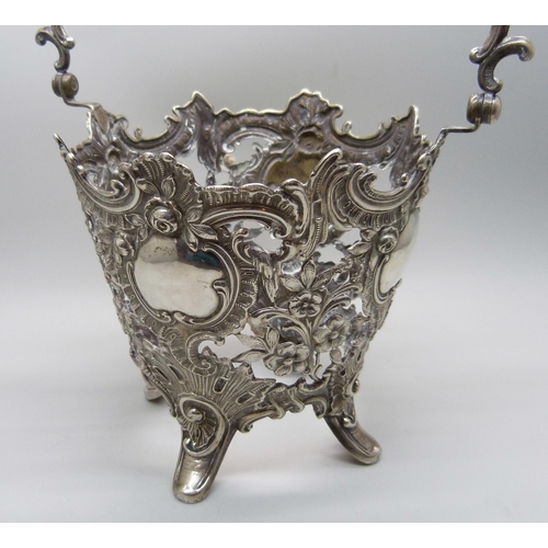 866 - A German silver basket, no liner, 163g