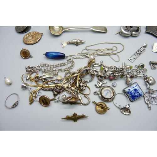 922 - A collection of silver jewellery, silver scout badge, plated locket, etc.