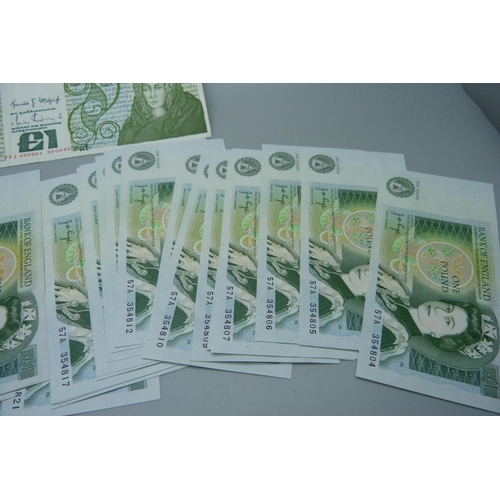 943 - A collection of uncirculated £1 bank notes, including 18 sequential and an Irish £1 note