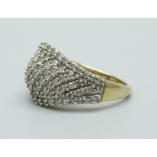 982 - A 9ct yellow gold and diamond ring, 3.7g, L