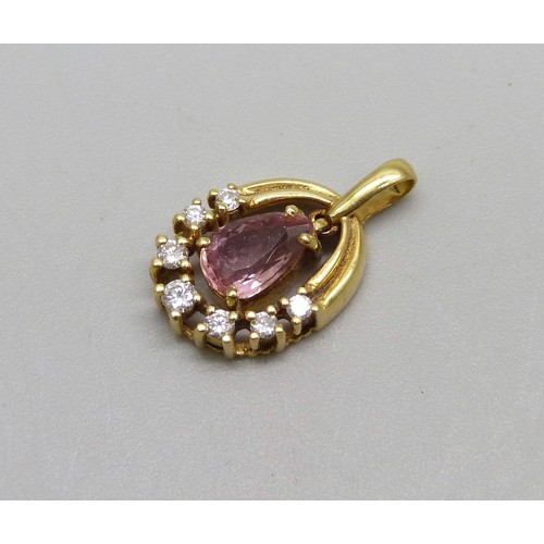 1071 - An 18ct yellow gold articulated pendant set with a pink stone and diamonds, 1.7g