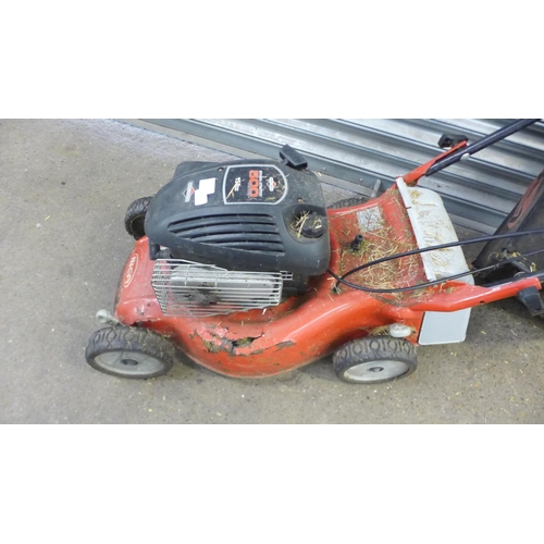 2190 - A Ibea petrol driven lawnmower with a Briggs and Stratton 500 series, 158cc engine and collection bo... 