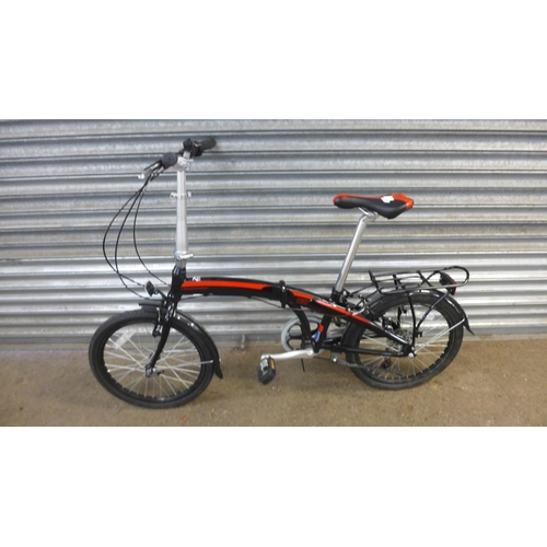 2194 - A Claud Butler Nimbus folding bike