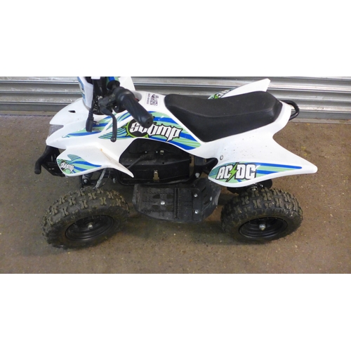 2208 - An AC/DC Stomp battery powered mini quad bike with keys and charger