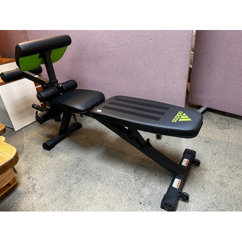 1442 - An Adidas weightlifting bench