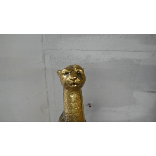 1389 - A large gold standing leopard ornament (2229618)   *This lot is subject to vat