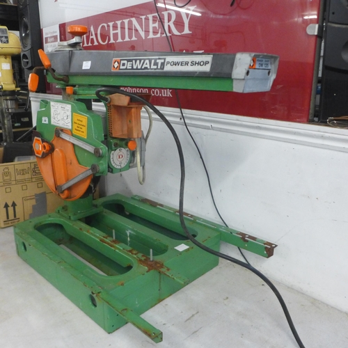 2047 - A DeWalt DW125 Power Shop 230v radial arm saw