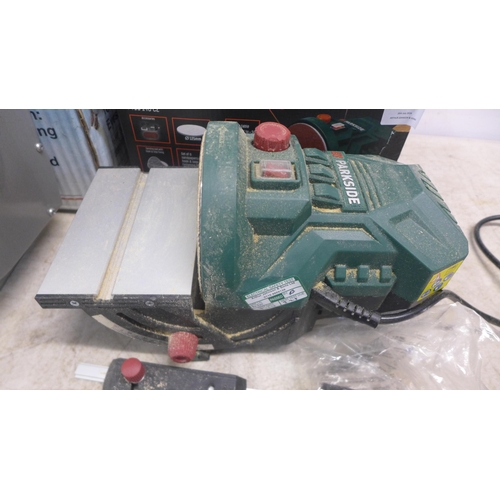 2053 - A Parkside PTSG 140 C2, 240V, 140W disc sander and a Hilka 6