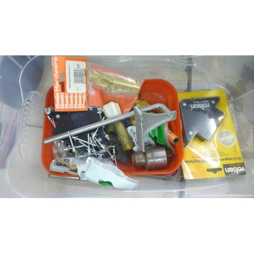 2059 - 6 plastic tubs containing an assortment of tools and other related items including grinding and cutt... 