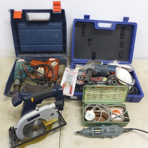 2061 - A quantity of power tools including a Bosch GWS 6-100, 240V angle grinder, 2 vintage power drills( b... 