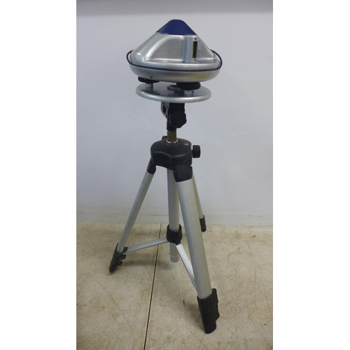 2080 - A TüV EPT-RL-2 laser level with tripod stand - in case